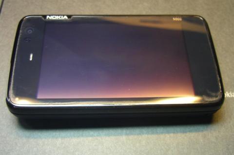 Nokia_N900_1