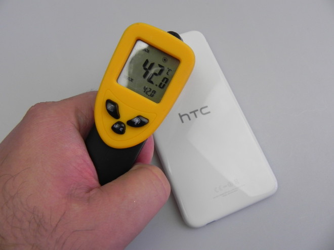 HTC-Desire-820-Review_076