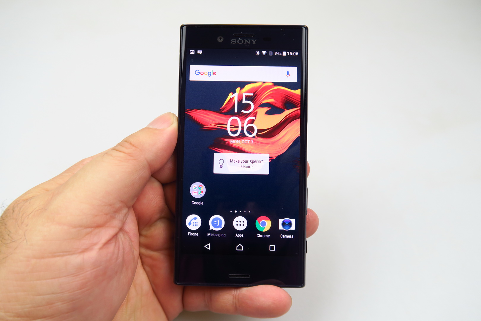 Sony Xperia X Compact Review: Best Small Phone of the Year, Period (Video)  