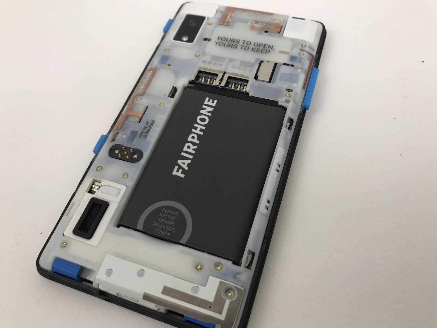 FairPhone 2 Review: Truly Modular Phone With A Clean Proposition (Video ...