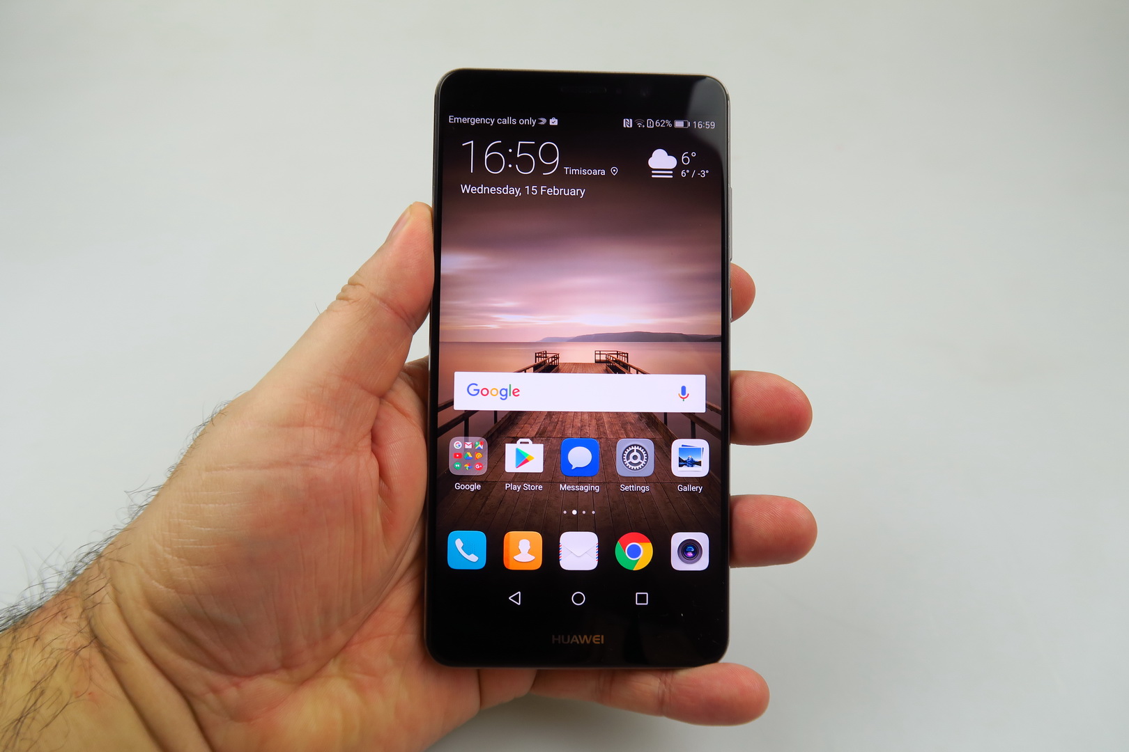 Huawei 9 Review: Huawei Phablet Can Buy, If You Want a Big Diagonal (Video) | GSMDome.com